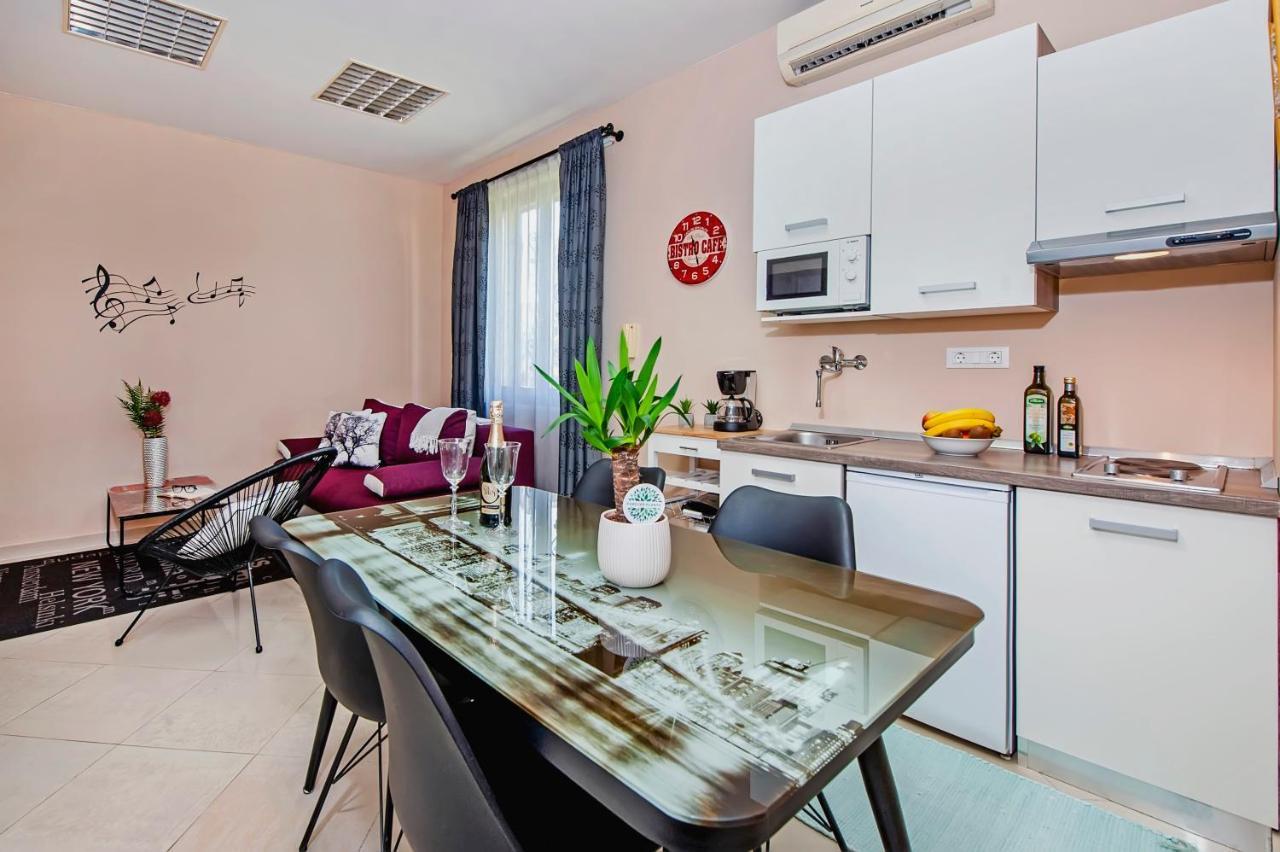 Rovinj City Apartment מראה חיצוני תמונה