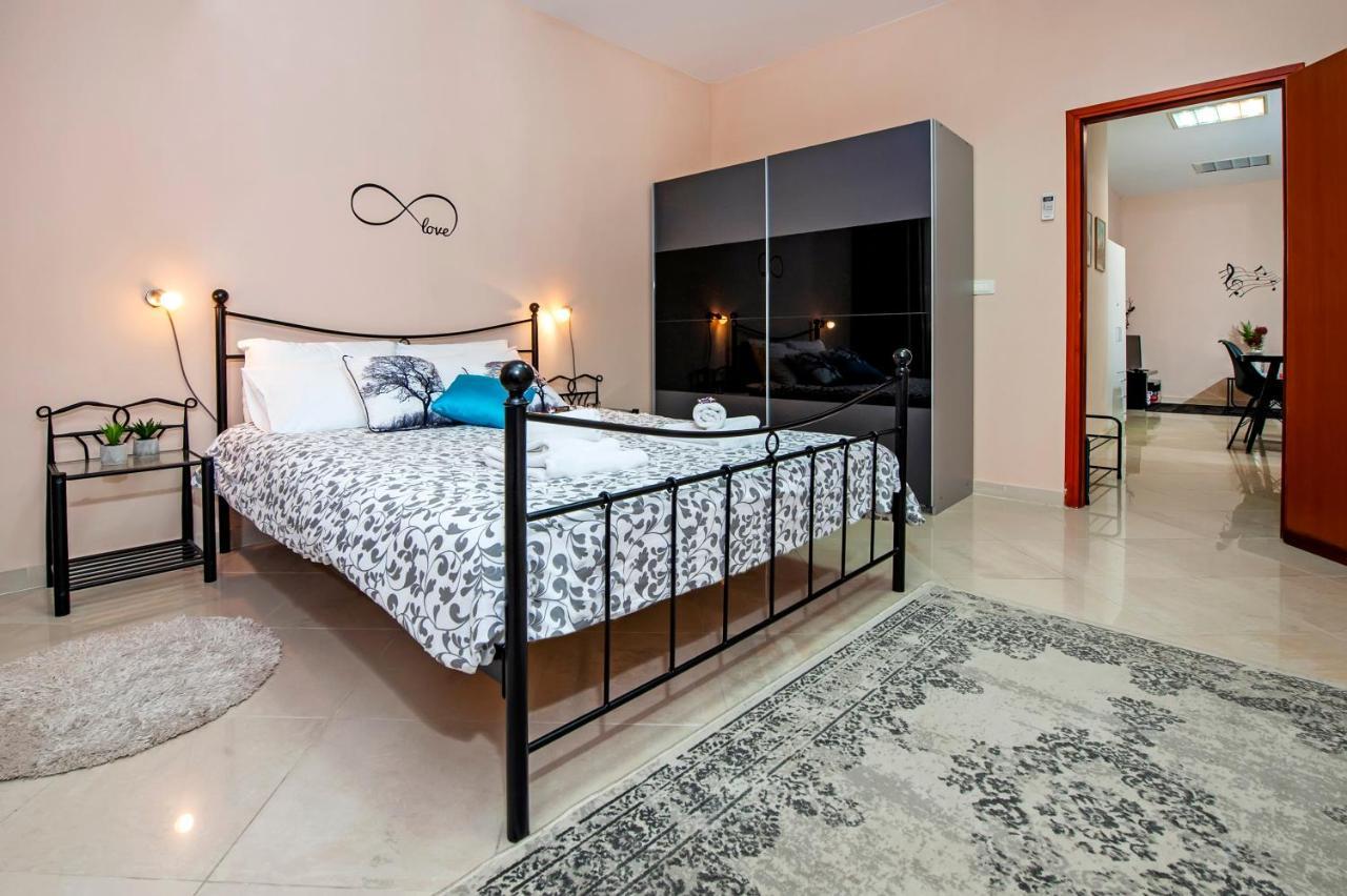 Rovinj City Apartment מראה חיצוני תמונה
